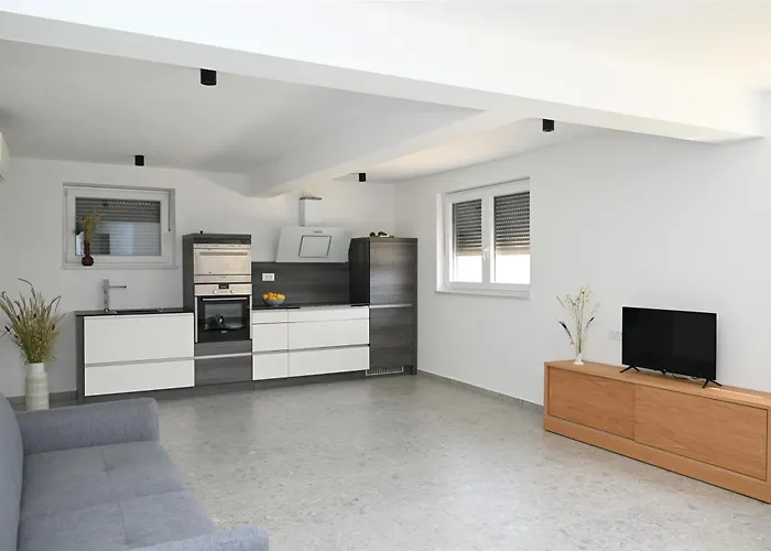 212bellavista Neu Pomer Kroatien